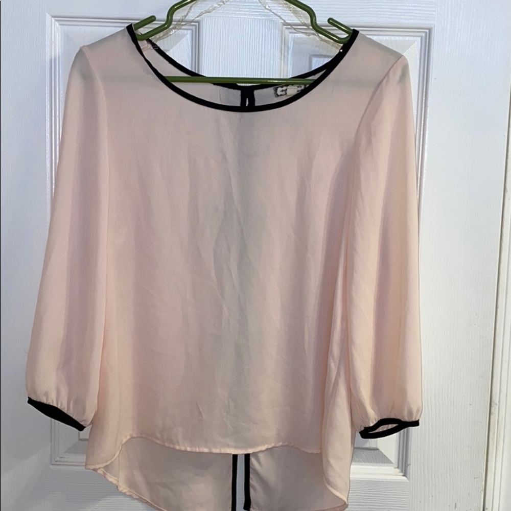 Eyeshadow Light Pink Blouse